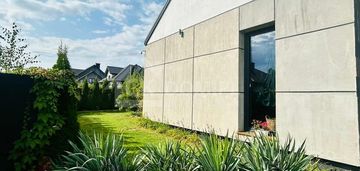 Nowoczesny dom z basenem jędrzejów bajkowa