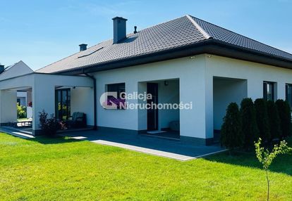 Dom parterowy | garaż + wiata | gaz | duża działka