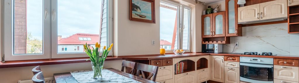 4 pokoje dwa poziomy fikakowo gdynia