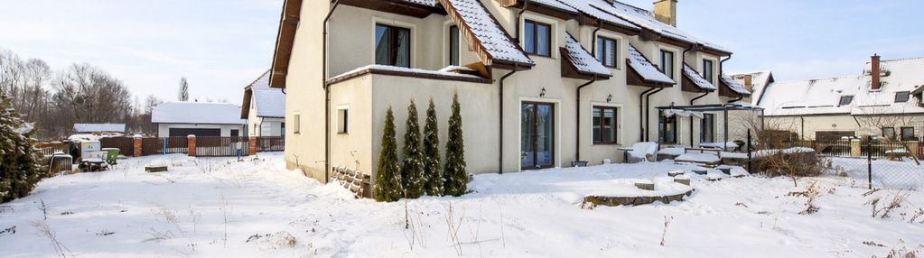 Dom w radunicy - bliskość gdańska