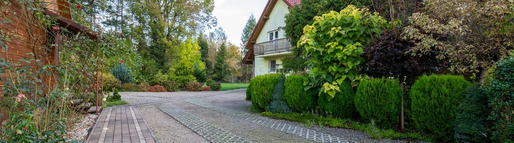 Zadbany dom na dużej działce. brzeźnica