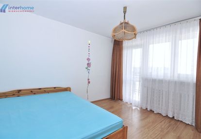 3 pokoje, mały metraż 45m2, duży balkon