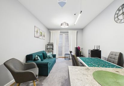 Idealne dla pary, ząbki, 2 pokoje, balkon