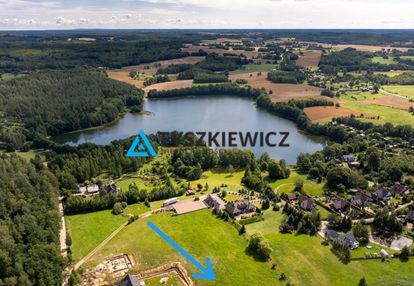 Działka blisko jeziora.