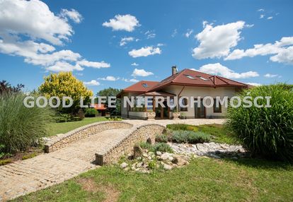 Dom wolnostojący z ogrodem, ul. kwiatkowskiego