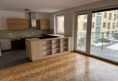 3pok.+ kom.+ msc. post. na os.park leśny. las i m2