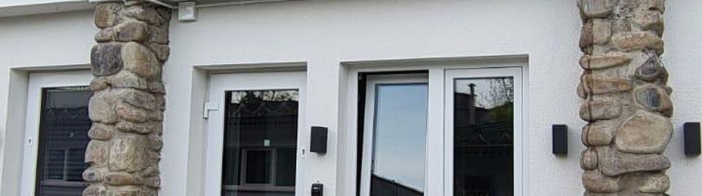 Na sprzedaż lokal pod inwestycję w ustroniu.