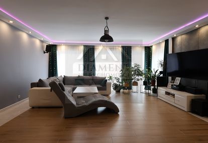 Dom w zab.szeregowej z lokalem usługowym(~390m2)