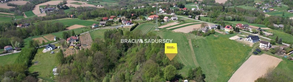 Działka rolna z drewnianym domem nowa wieś