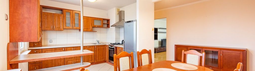 3 pok. 72,5 m2, wachowskiego, duży balkon