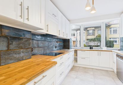 Rodzinny szereg z 5 sypialniami pod lasem !!!