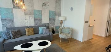 W pełni urządzony apartament o powierzchni 47,4 m²