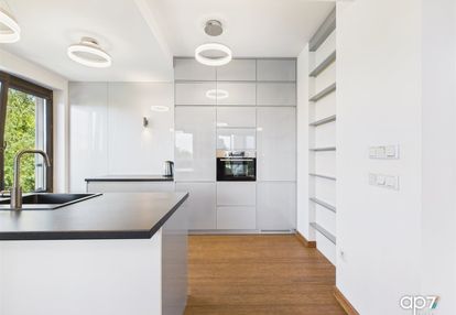Stylowy apartament na starym podgórzu | 87,87 m²