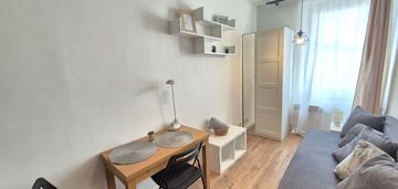 Mała kawalerka w centrum