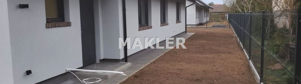 Deweloperski, wolnostojący parterowy dom