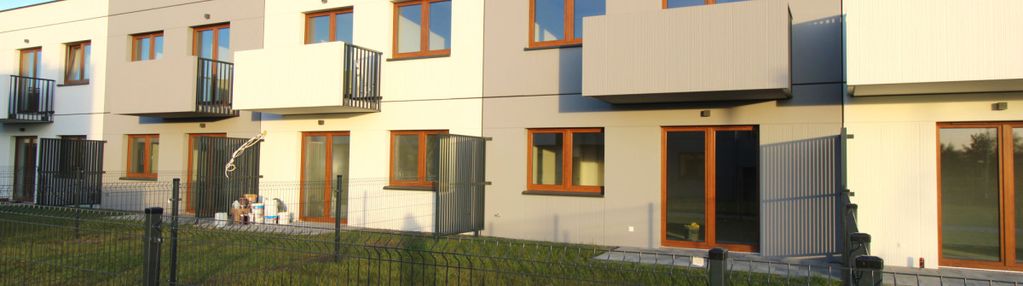 Gotowy dom, zabudowa szeregowa,garaż+parking