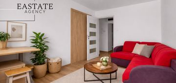 Balkon/osobna kuchnia/4 pokoje/metro 10min/nabiuro