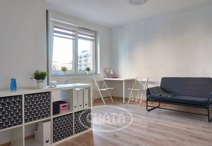 Kawalerka z balkonem w nowym budynku -słonimskiego