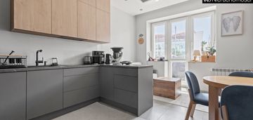 3 pokoje w kamienicy / 54m2 / grochowska
