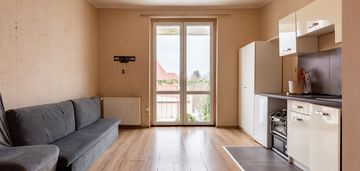 Mieszkanie blisko akademii z miejscem parkingowym