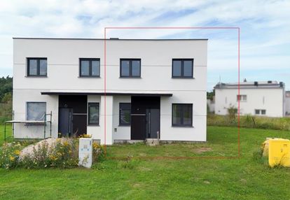 Funkcjonalny bliźniak na spokojnym osiedlu!