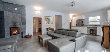 Nowoczesne siedlisko bez sąsiadów za płotem