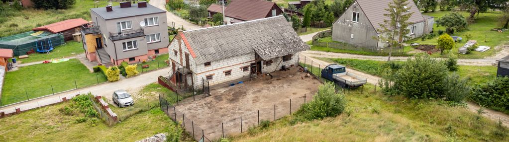 Działka budowlana z budynkiem gospodarczym mechowo
