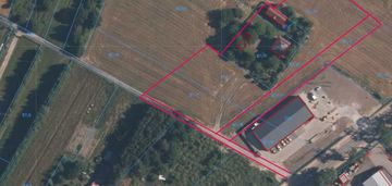 Dom o pow: ok. 200 m² z 3 działkami po 1600m²