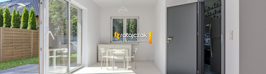 Przestronny bliźniak z poddaszem pod gdańskiem.