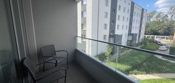 Plac unii, centrum - super 2-pok, balkon, mp