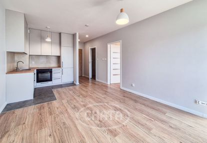 Pierwszy najem/2 pokoje/kiełczów