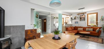 Dom z garażem, gotowy do wprowadzenia