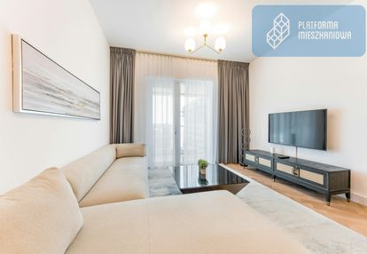 2 pokoje wśród zieleni, w centrum miasta