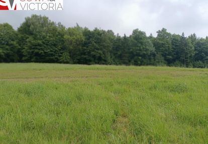 Działka w cichej uliczce,  z prądem.