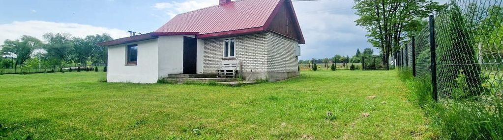 Działka z domkiem nad jeziorskiem