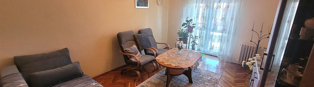 38m2, 2piętro, 2pokoje,balkon,oś.zamknięte-centrum