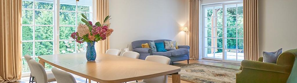 Dom energo-oszczędny z własnym lasem i sadem