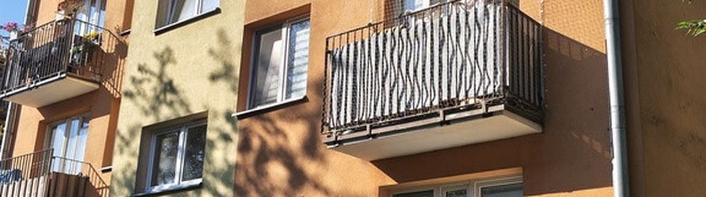 Klasyczne trzypokojowe w centrum
