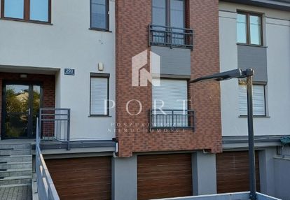 Pięknie położone, duże, bezczynszowe mieszkanie.