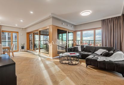 Luksusowy apartament z tarasem w mennica residence