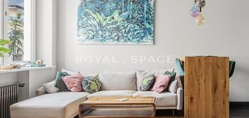 Apartament w zabytkowej kamienicy przy wspólnej