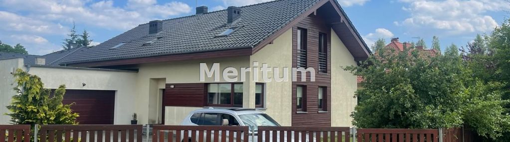 Dom wolnostojący 7 pokoi, garaż