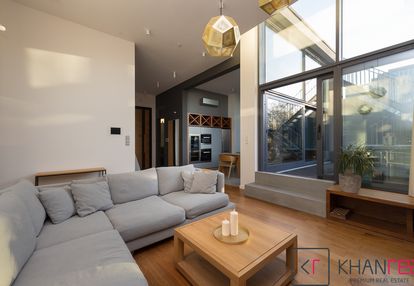 Styl loft + 150 m2 tarasu