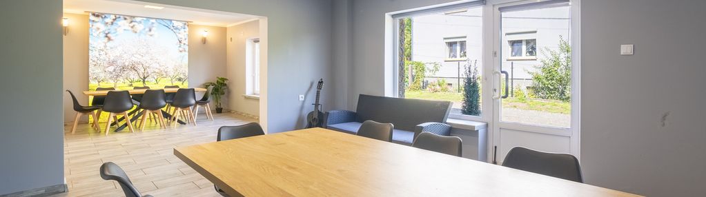 Kompleks mieszkalno-usługowy na dużej działce