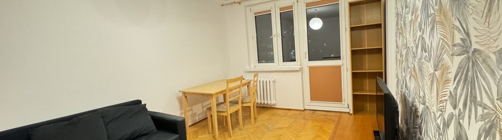 Kawalerka w dobrym stanie blisko morza, ug