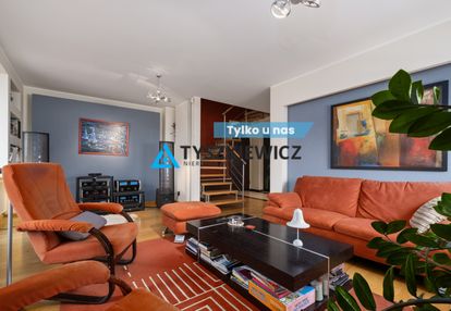 Przestronne, dwupoziomowe mieszkanie rodzinne