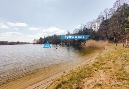 Działka z linią brzegową jeziora wdzydze