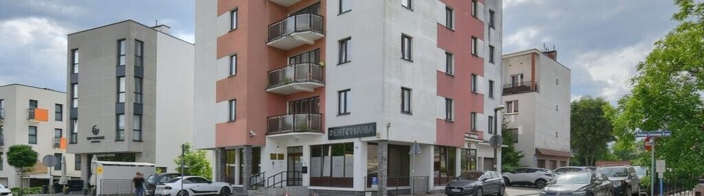 Ul. pck, dwupoziomowe + m. postojowe w hali