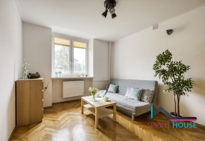 Kawalerka tuż przy metrze, wolna od 1 maja!