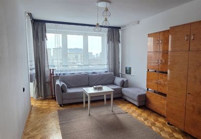 Atrakcyjne ciche z balkonem; k metra